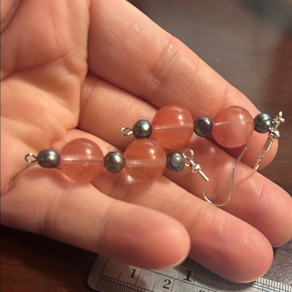 Elegant Pink and Silver Beaded Earrings - Picture 3 of 3